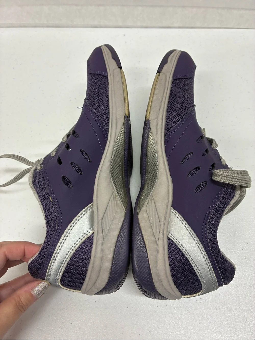 Vionic womens 8 Venture running shoes walking purple gray orthopedic